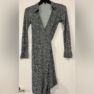 Diane Von Furstenberg wrap dress size 4